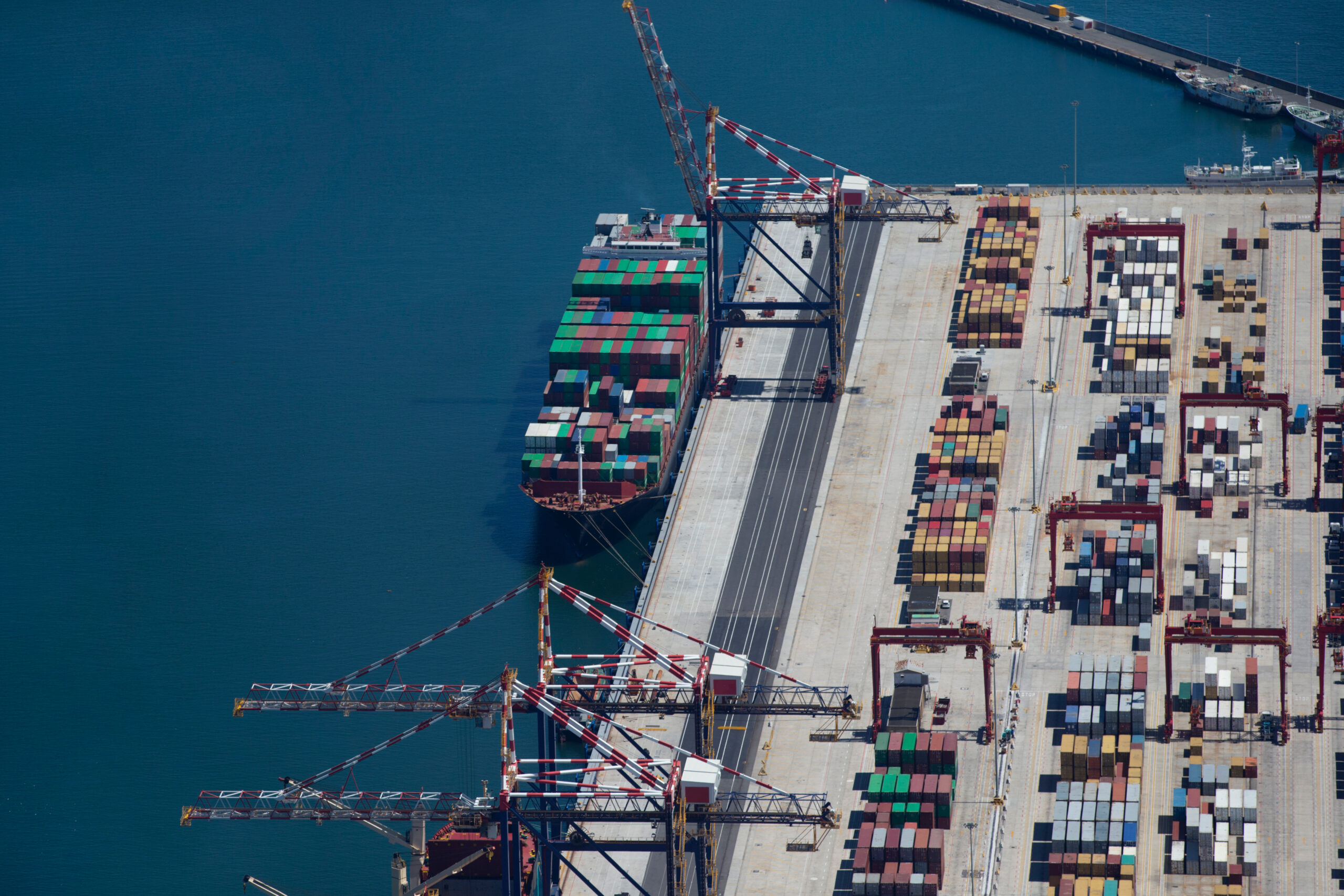 Securing Bulk Pharmaceutical Pallets During Global Port Congestion