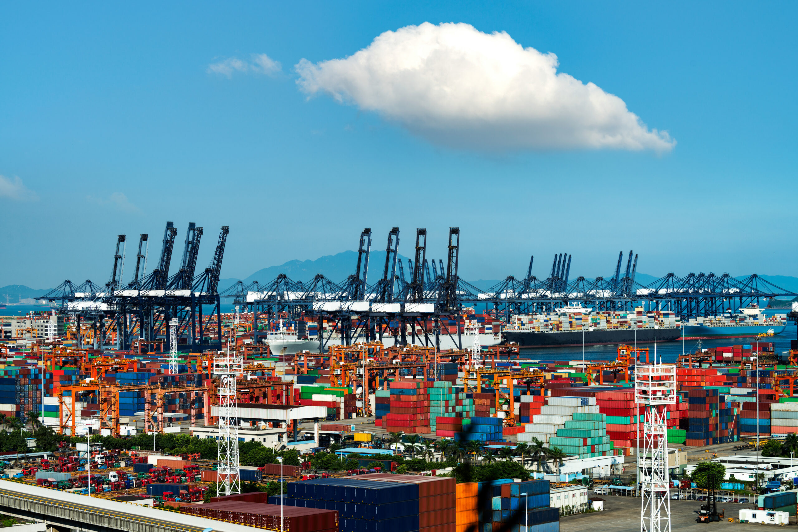 Port Strikes and Labor Disputes: Rerouting Cargo with Real-Time Data
